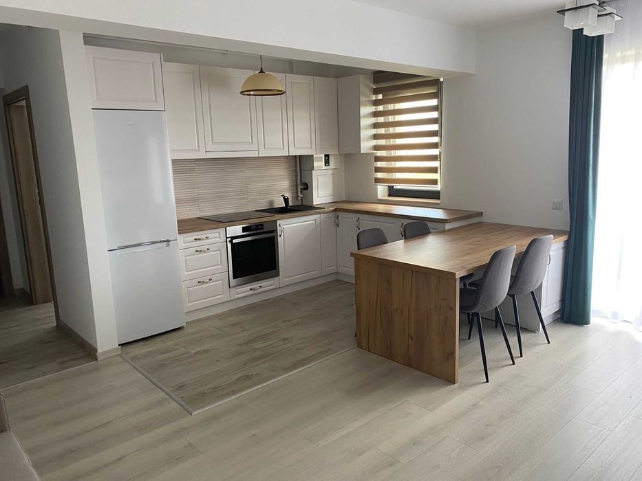 Apartament de inchiriat Bistrita- bloc nou,zona buna