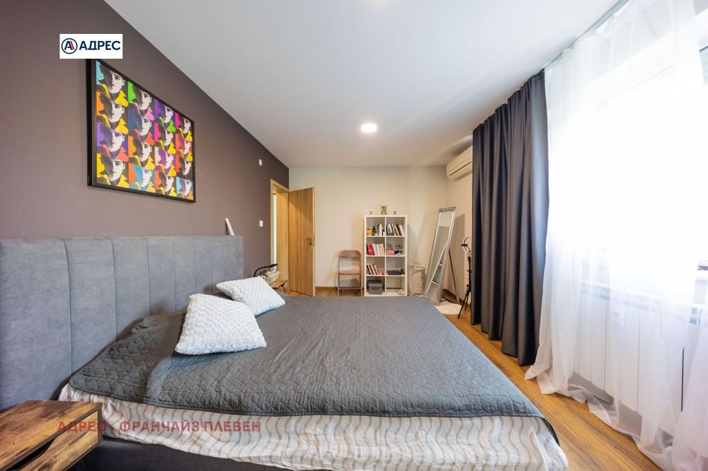 Продава се Тристаен апартамент в Плевен, Сторгозия - 93 кв.м за 2366 €/кв.м - Снимка #7