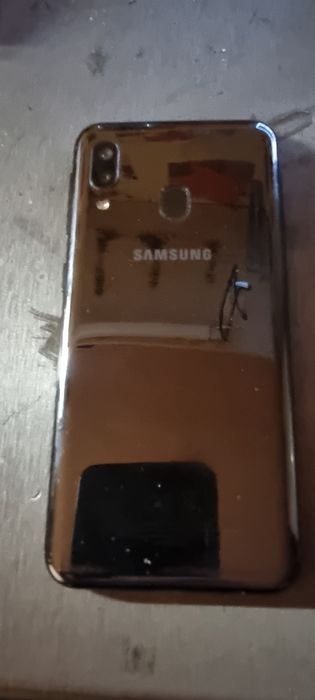 Samsung a20e 32 giga