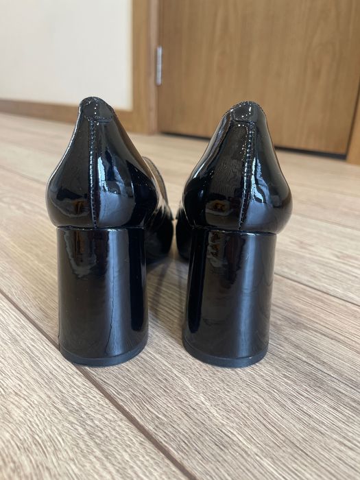 Туфли черные лаковые