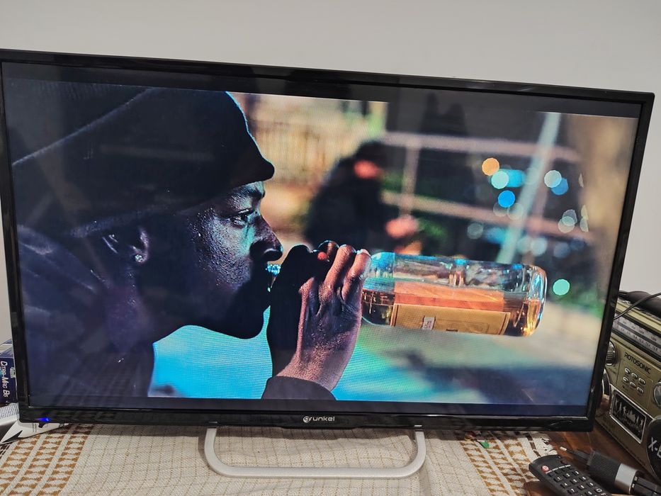 Plasma con wifi y moderna