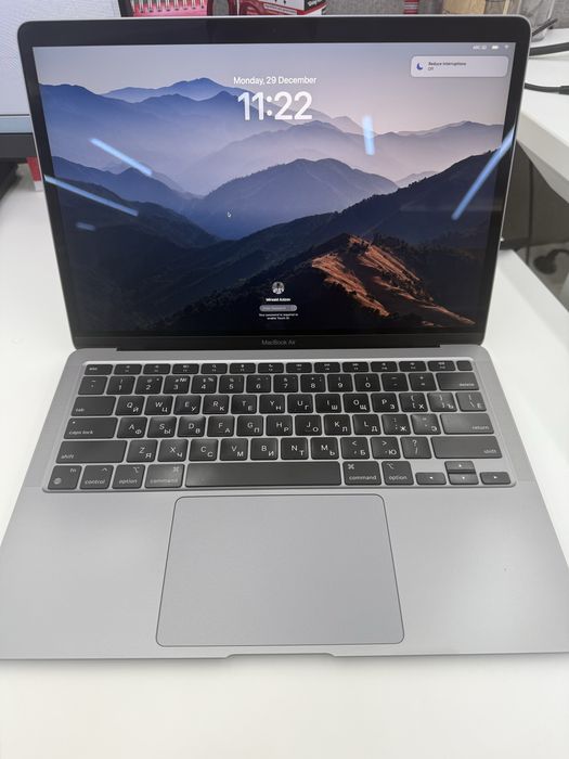 Macbook air m1 grey