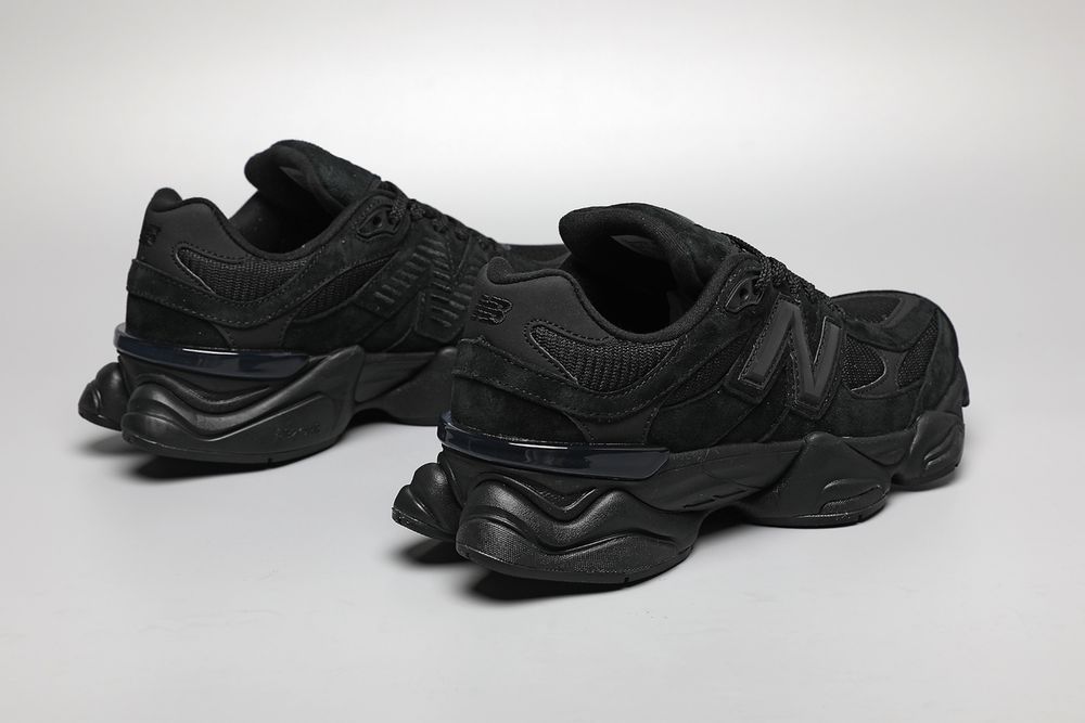 New Balance 9060 Triple Black U9060BPM