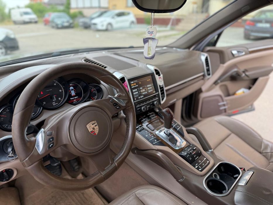 PORSCHE Cayenne 2013 — imagine 5