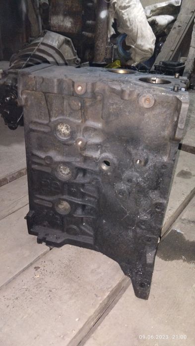 На пасат б3 1.9 турбо продам разом