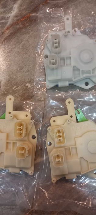 Машинки  централно заключване за Хонда CRV 5 пина