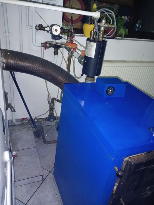 Centrala combustibil solid