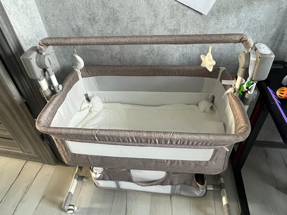 Продам детскую кроватку