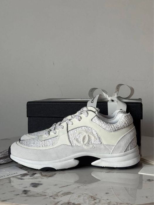 Sneakersi chanel marimea 36