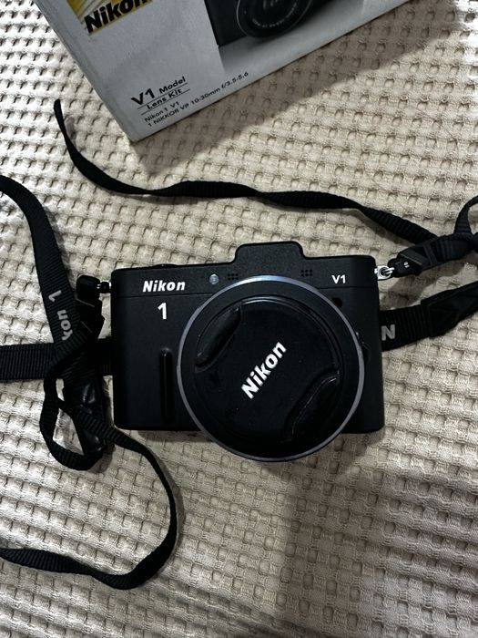 Фотоаппарат nikon v1