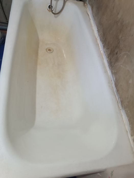 Продам чугунную ванну