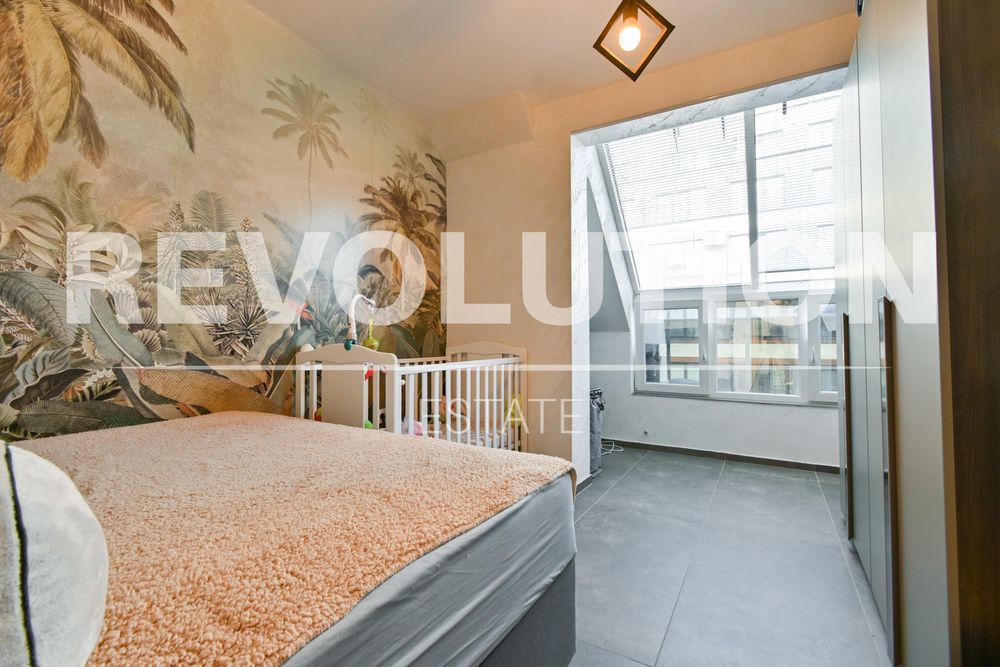 Продава се Двустаен апартамент в София, Център - 75 кв.м за 3134 €/кв.м - Снимка #5