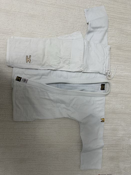 Кимоно Дзюдо Мизуно продается М размер