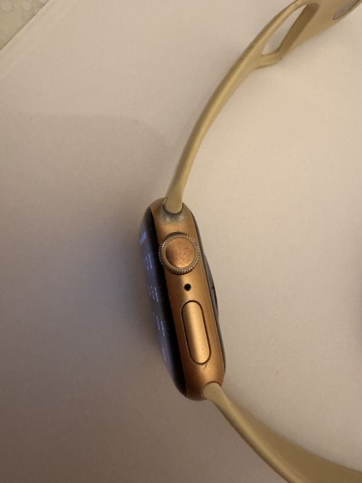 Apple watch seria 5 40mm roz