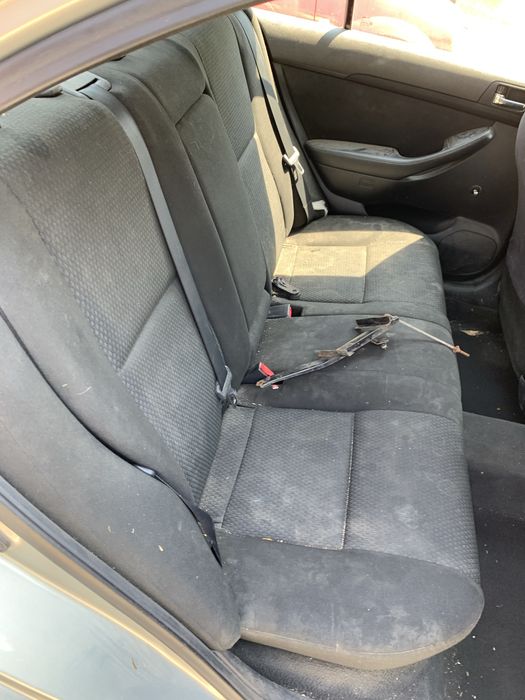 Piese toyota avensis t25 motor 2.2 150 cp 110 kw 2ad