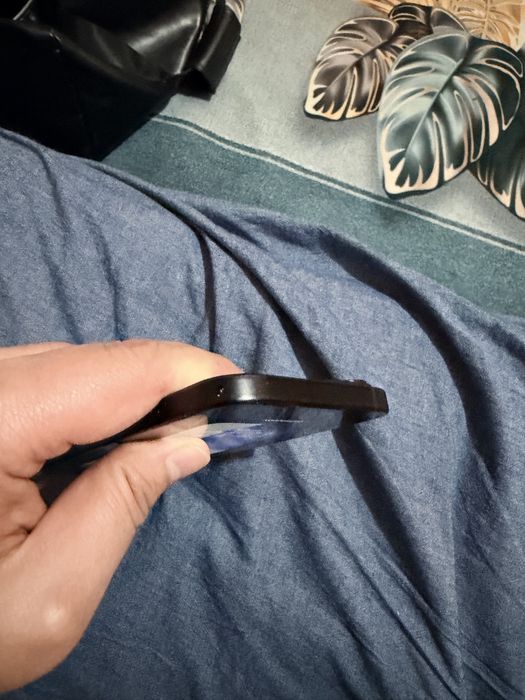 Продам iphone 15 128gb