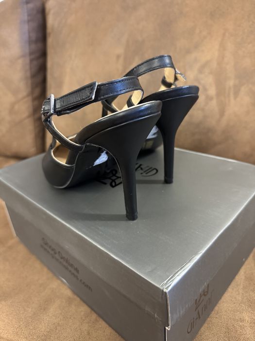 Черни токчета GiAnni от естествена кожа