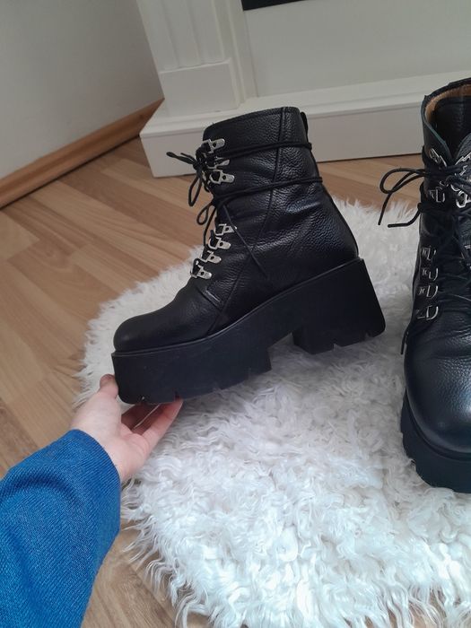 Bocanci Moja ,piele naturala