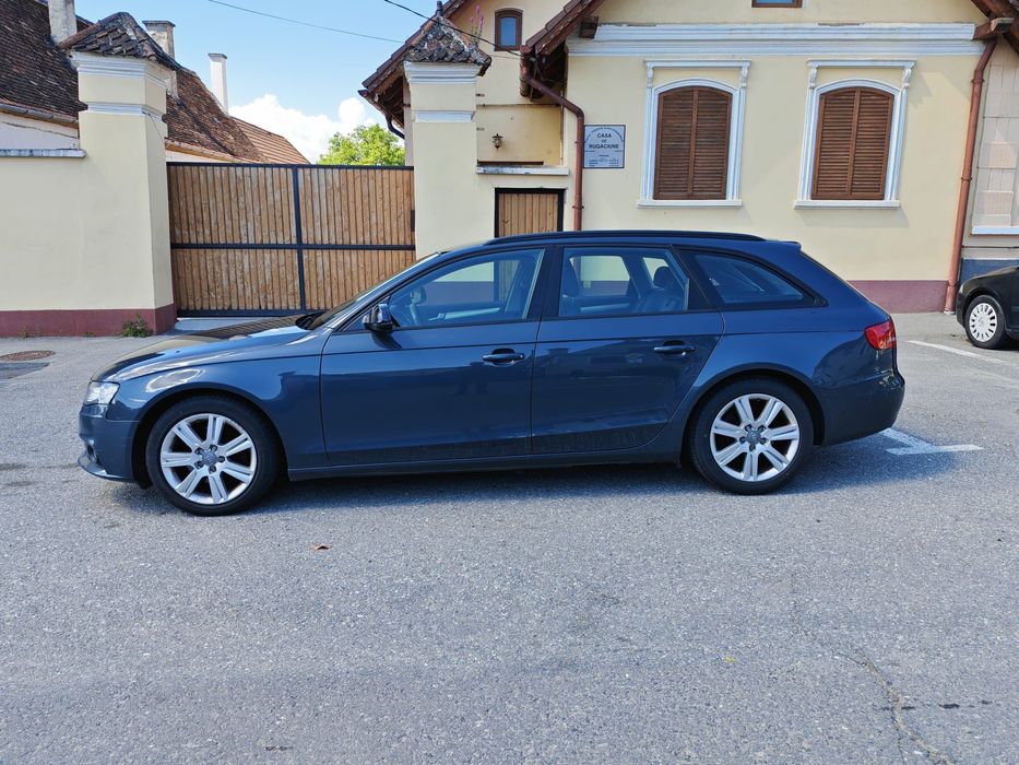 Audi A4/ 2.0 tdi/AUTOMATIC/2009/full