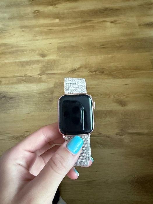 Apple watch se 32GB