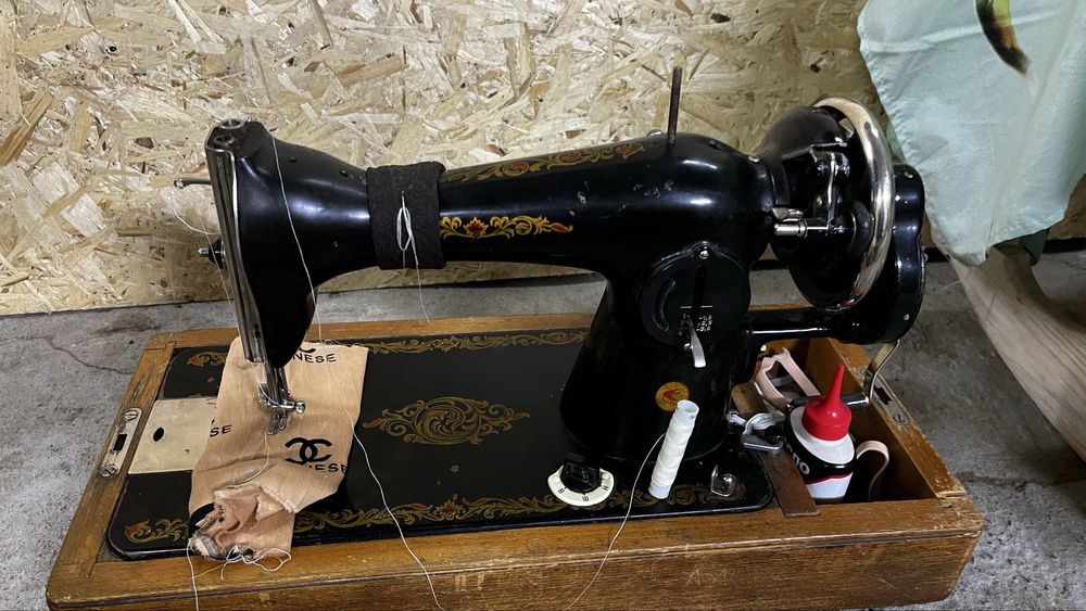 Швейная машина ручная