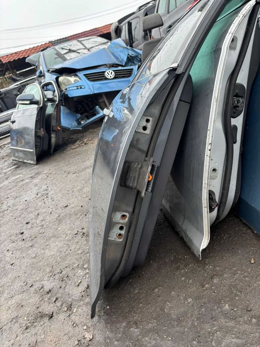 Usa dreapta fata Volkswagen Golf 5 break