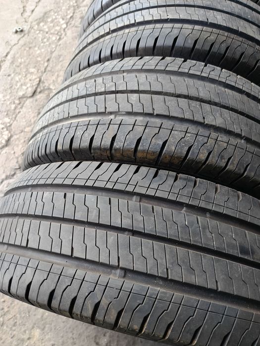 Летни Бусови -2023г./46с.-16цола-235/65-1бр.-190лв."CONTINENTAL"