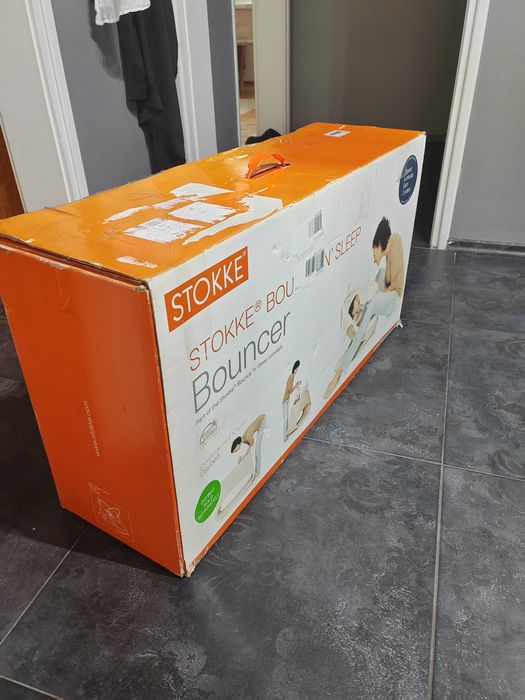 Stokke bouncer шезлонг