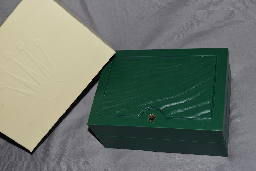 Rolex Oyster Perpetual Land-Dweller 127336 Platimum IceBlueDial (2025)