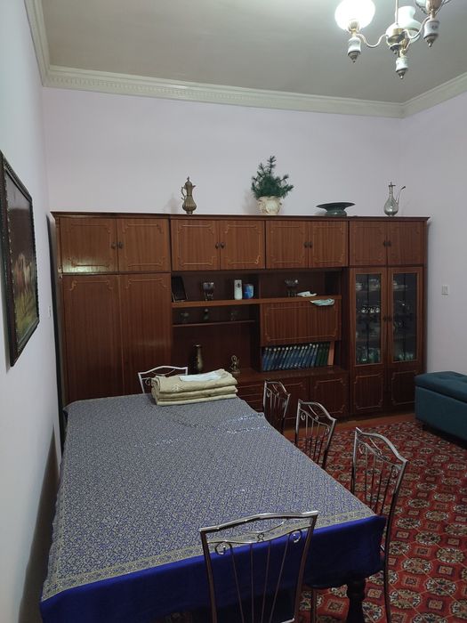 Мехмонхона. Чор-Минорга атиги 100 метр. Масофа.