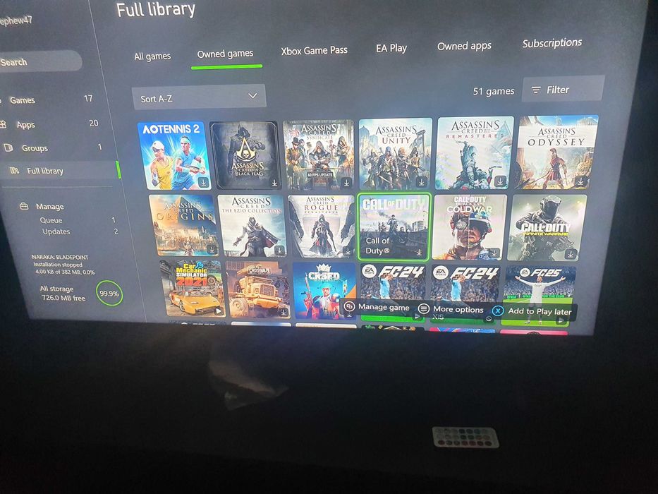 Vand consola Xbox One S de 1tb + 2 manete si 14 jocuri