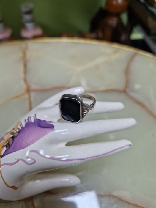 Стар Уникален антикварен сребърен пръстен с черен оникс