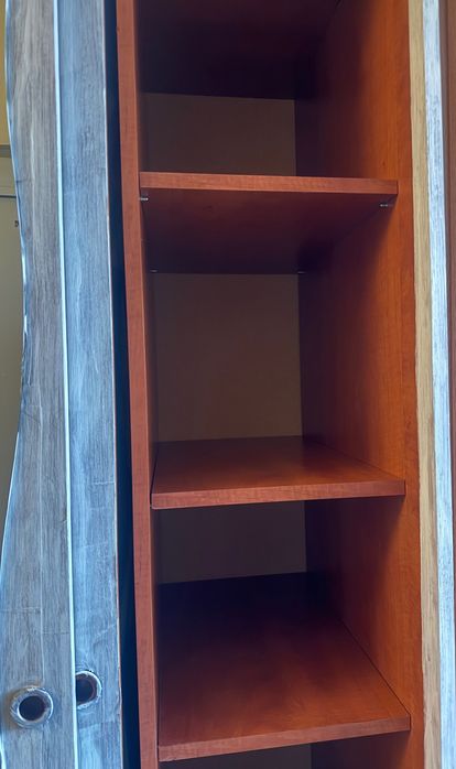 Двукрилен гардероб с огледало