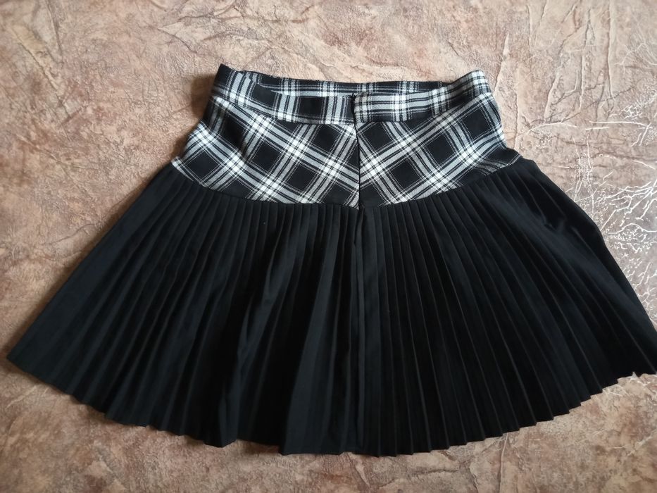 Продам юбку в клетку