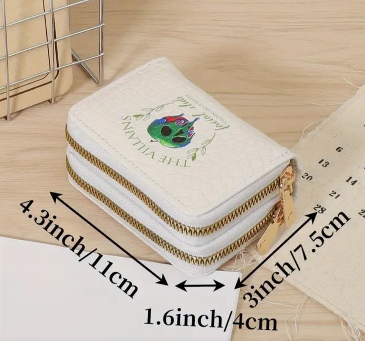 Дамски портфейл с отровната ябълка