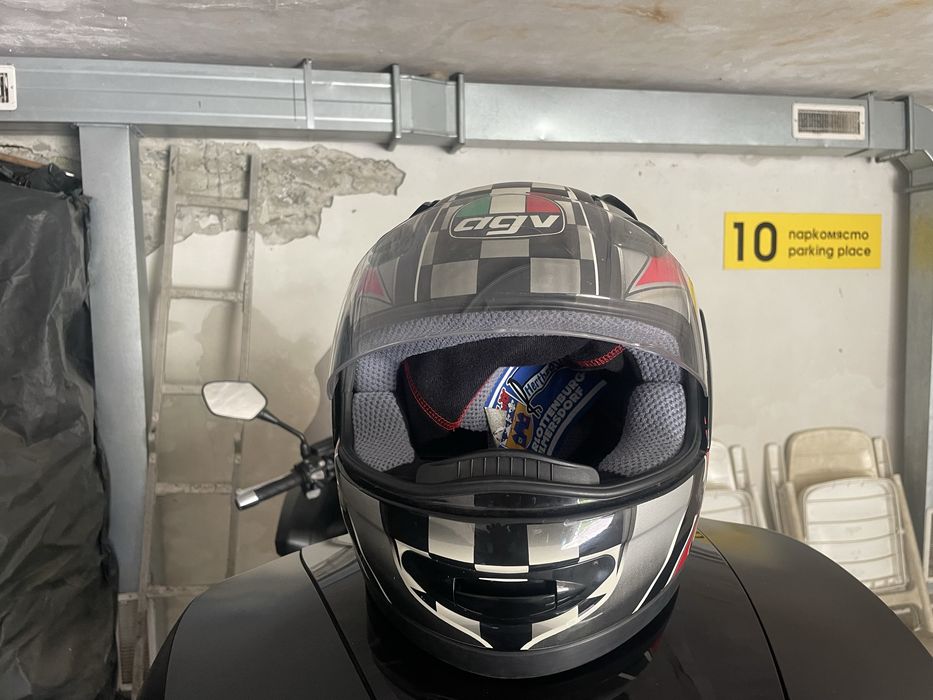 Мотоциклетен шлем  AGV  xl