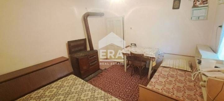 Продава се Къща в с. Подвис, Област Бургас - 62 кв.м за 181 €/кв.м - Снимка #9