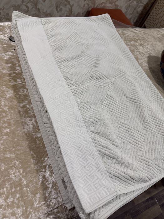 Продается Пледы и полотенце