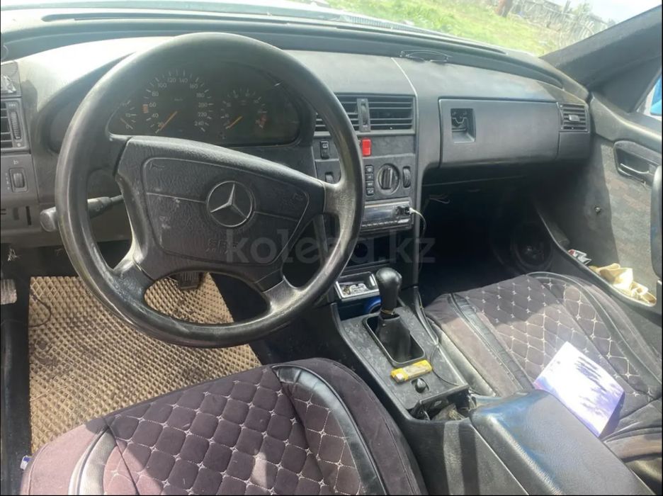 Мерседес c180 w202