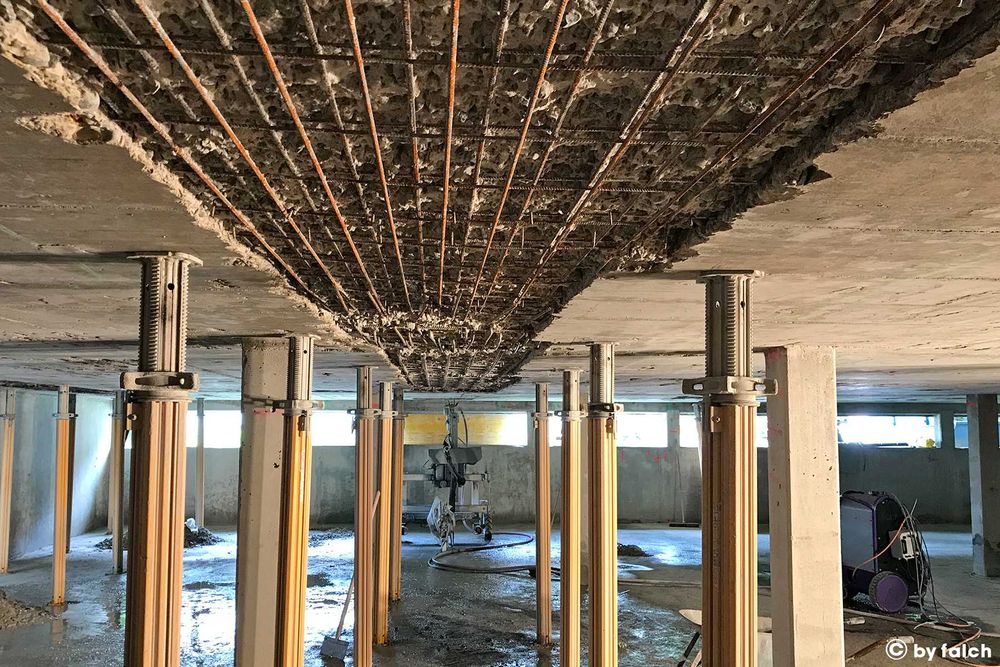 Buciardare, hidrodemolare beton, hidrosablare, sablare cu nisip