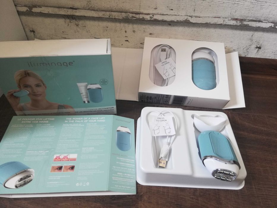 Уред лице против стареене Iluminage Youth Activator