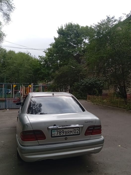 Mercedes-Benz W210 E230 2.3, механика