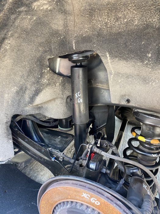 Amortizor dreapta spate Volvo XC 60 2.4 D5 2012