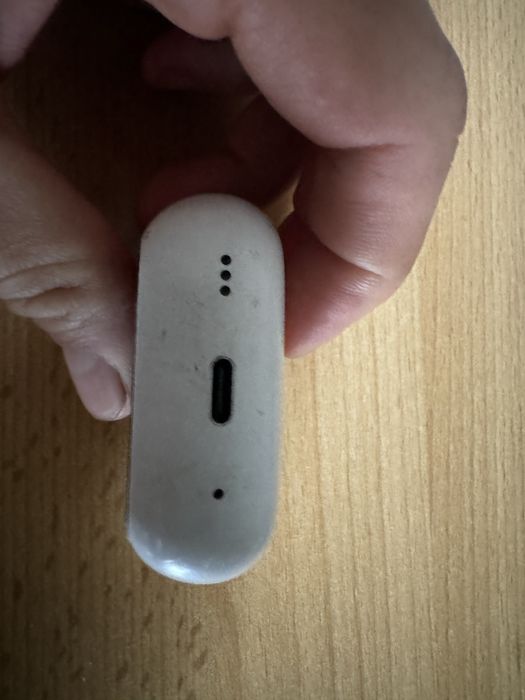 Футляр для наушников AirPods Pro 2