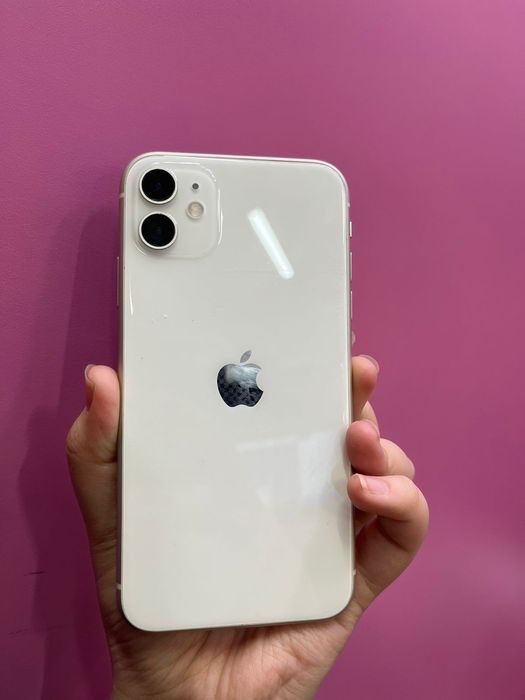 Продам айфон 11 в хорошем состоянии