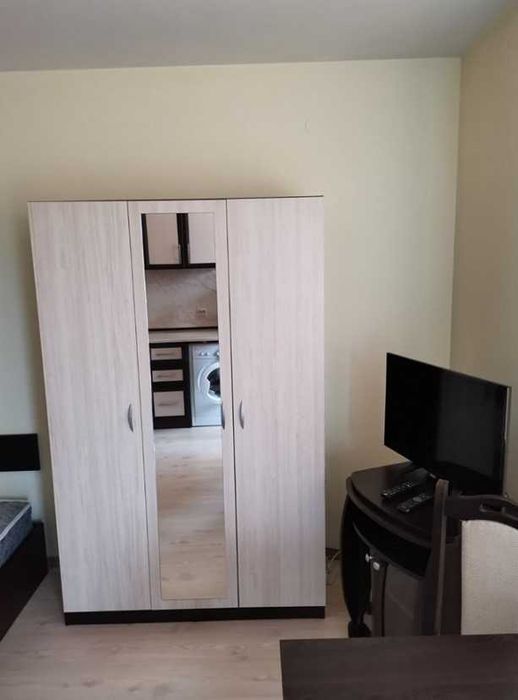 Дава се под наем Четиристаен апартамент в Пловдив, Христо Смирненски - 80 кв.м за 228.99 € - Снимка #2