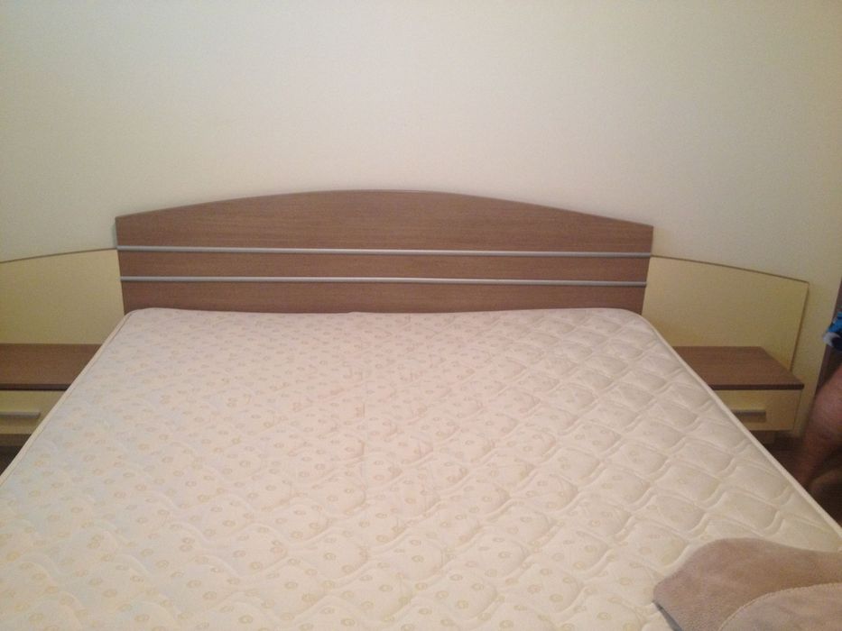 Спалня с мебелировка