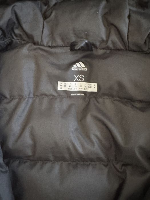 Продам куртку Адидас оригинал