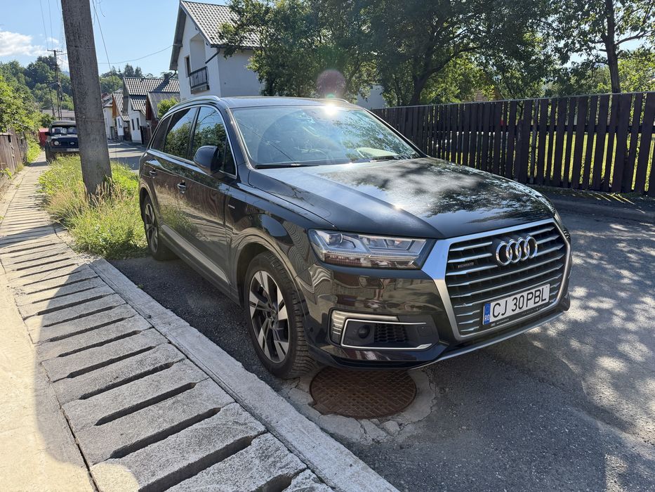 AUDI Q7 2017