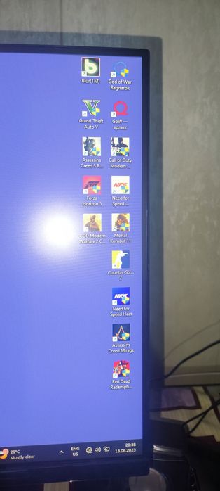 Oyin va mataj uchun kuchli kampyuter